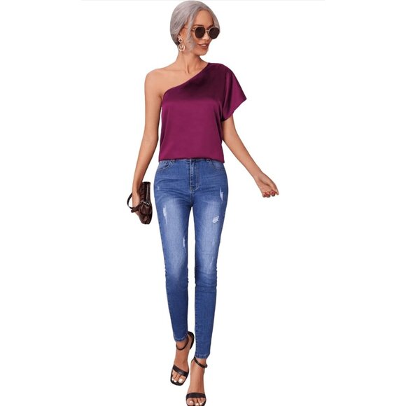 🌸3/$15🌸Maroon Satin Light Weight One Shoulder Blouse Medium - Picture 3 of 5